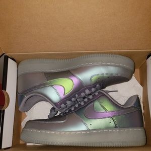 Nike Airforce 1 Iridescent L8
